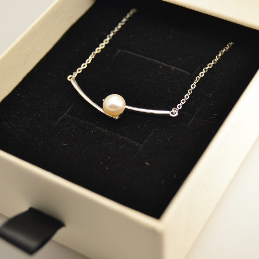Luna Pearl Bar Necklace