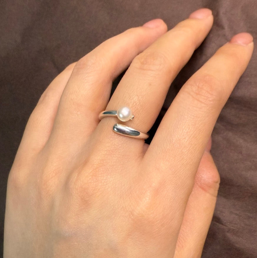 Aurora Pearl Open Ring